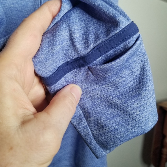 Marmot hooded running shirt front side vents - Picture 3 of 9